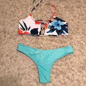 Never worn Size L bikini set